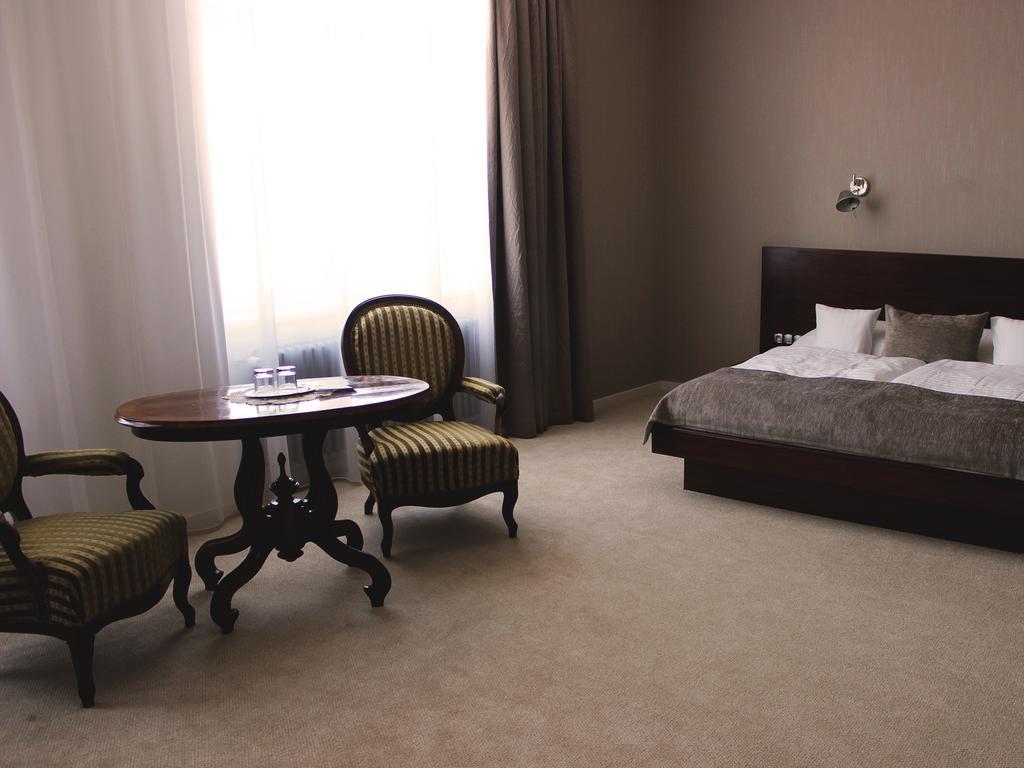 Hotel Lev Левице Экстерьер фото