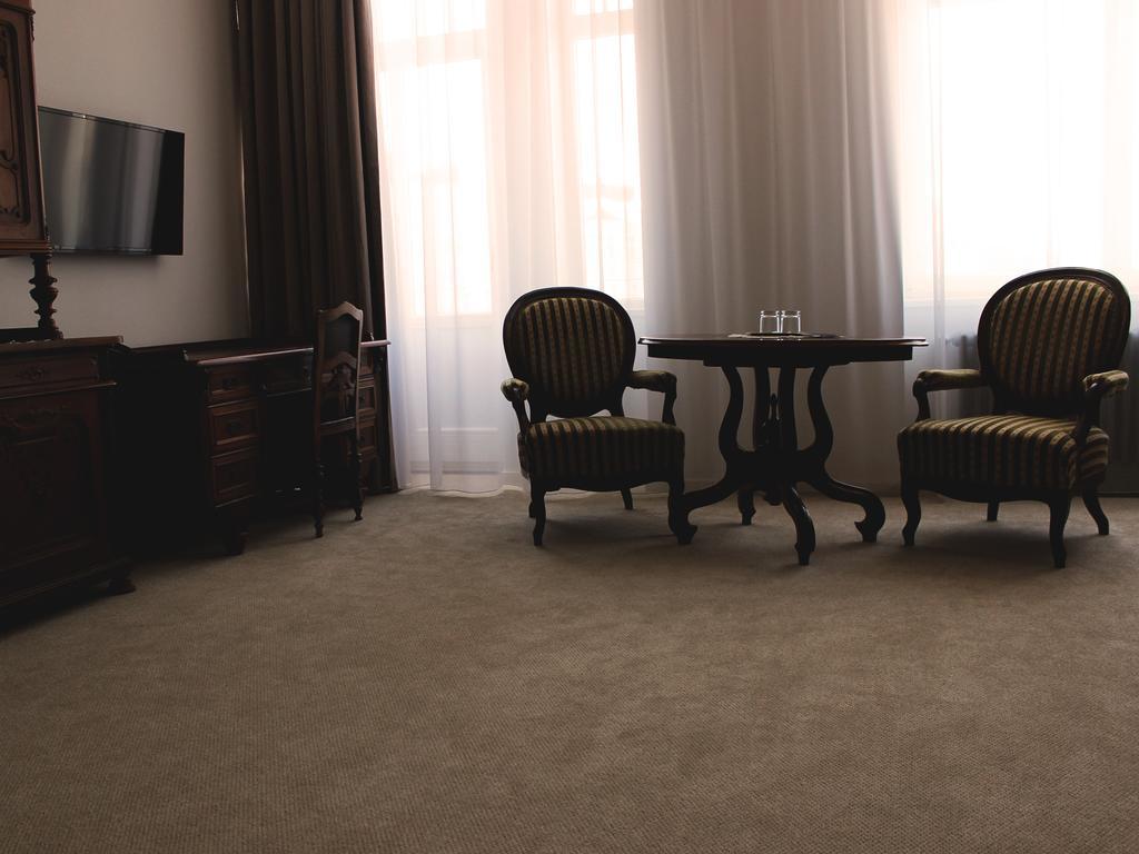 Hotel Lev Левице Экстерьер фото