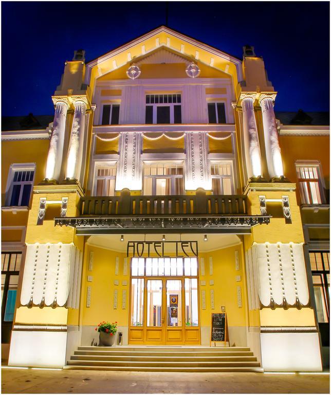Hotel Lev Левице Экстерьер фото